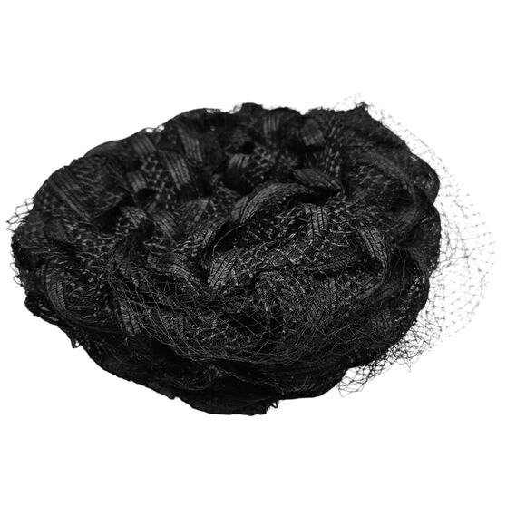 Vintage 1960s Black Derby Halo Ring Hat with Short Net Veil - Picture 1 of 5